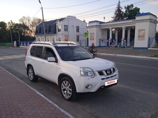 2011 Nissan X-Trail II Рестайлинг, белый, 1550000 рублей, вид 2
