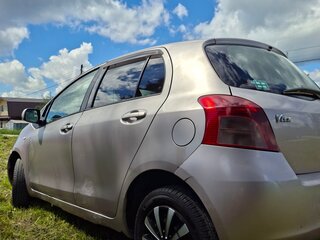 2005 Toyota Vitz II (XP90), розовый, 299999 рублей, вид 4