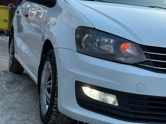 2019 Volkswagen Polo V Рестайлинг, белый, 900000 рублей - вид 38