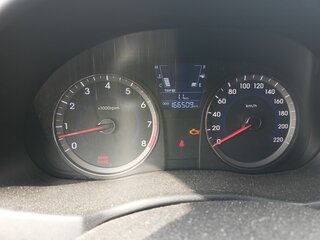 2011 Hyundai Solaris I, красный, 463000 рублей, вид 2