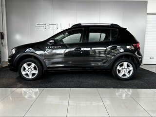 2017 Renault Sandero Stepway II, чёрный, 1139000 рублей, вид 4