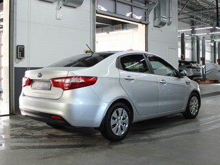 2012 Kia Rio 5-speed III, серебристый, 520000 рублей, вид 5