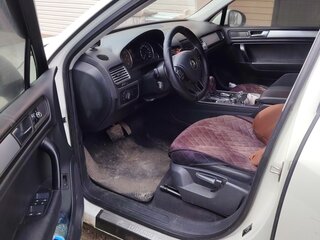 2011 Volkswagen Touareg II, белый, 1550000 рублей, вид 5