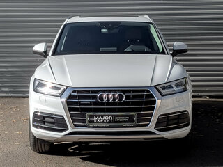 2020 Audi Q5 45 TFSI II (FY), белый, 3685000 рублей, вид 2