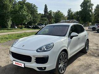 2016 Porsche Cayenne II Рестайлинг (958), белый, 4100000 рублей, вид 2