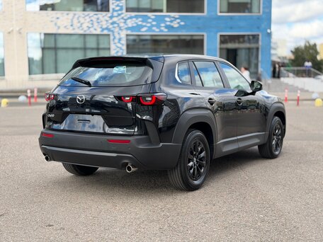 2026 Mazda CX-50, чёрный, 2920000 рублей, вид 5