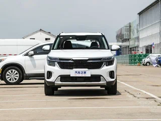 2026 Kia Seltos I Рестайлинг, белый, 2300000 рублей, вид 2