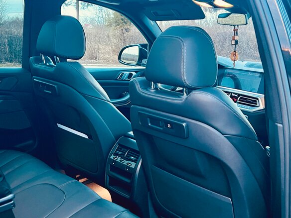 2019 BMW X5 30d IV (G05/G18), чёрный, 7250000 рублей - вид 18