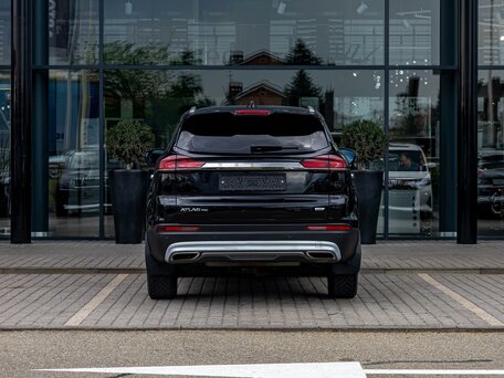 2023 Geely Atlas Pro, чёрный, 1655000 рублей, вид 5
