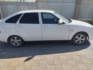 2010 Lada (ВАЗ) Priora I, белый, 350000 рублей, вид 4