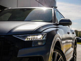 2019 Audi Q8 45 TDI I (4M), синий, 5590000 рублей, вид 2