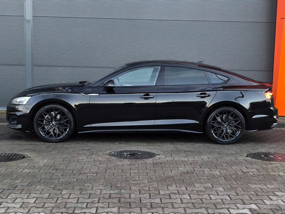 2020 Audi A5 Sportback 35 TDI II (F5) Рестайлинг, чёрный, 3999000 рублей - вид 1