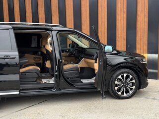 2020 Kia Carnival IV, чёрный, 3300000 рублей, вид 3