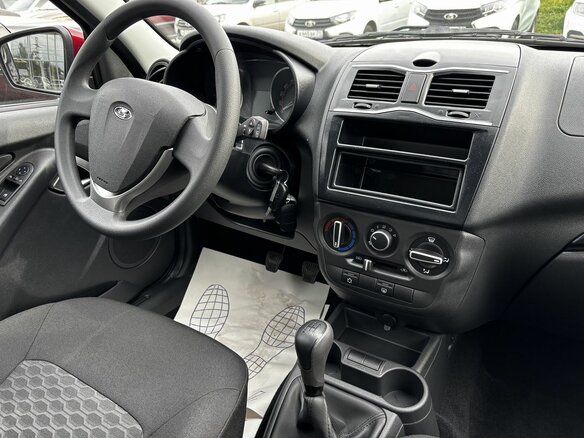 2026 Lada (ВАЗ) Granta I Рестайлинг, красный, 1238000 рублей - вид 11