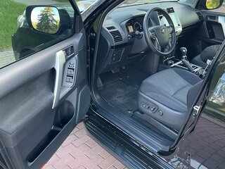 2021 Toyota Land Cruiser Prado 150 Series Рестайлинг 3, чёрный, 6190000 рублей, вид 5