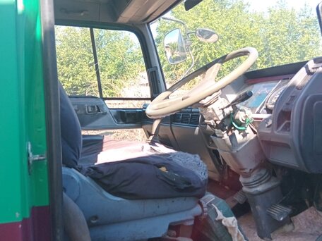 1990 Hino Series 500 (Ranger), белый, 900000 рублей, вид 4