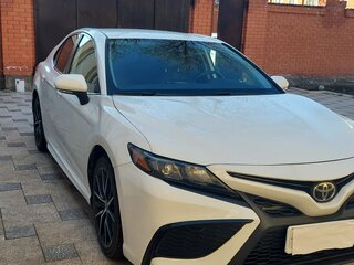 2021 Toyota Camry US Market VIII (XV70) Рестайлинг, белый, 2230000 рублей, вид 1