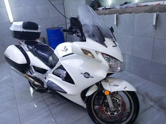 2004 Honda ST 1300, белый, 690000 рублей - вид 6