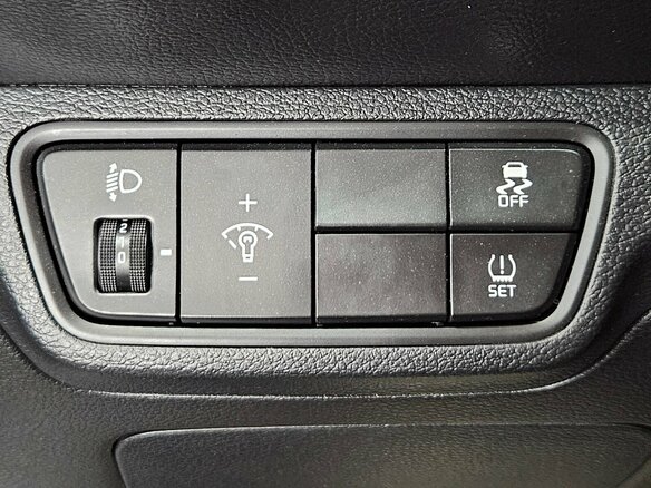 2020 Kia Cerato IV, серебристый - вид 16