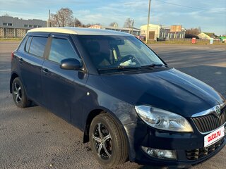 2011 Skoda Fabia II Рестайлинг, синий, 420000 рублей, вид 2