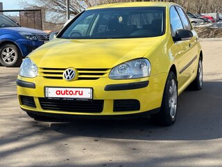 2007 Volkswagen Golf V, жёлтый, 640000 рублей, вид 2