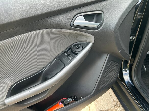 2013 Ford Focus III, чёрный, 710000 рублей - вид 9