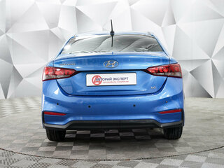 2017 Hyundai Solaris II, синий, 1085000 рублей, вид 2
