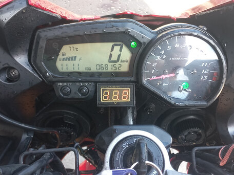 2006 Yamaha FZ1, красный, 440000 рублей, вид 3