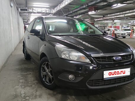 2010 Ford Focus II Рестайлинг, чёрный, 396000 рублей, вид 4