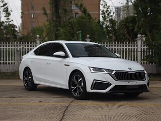 2022 Skoda Octavia IV (A8), белый, 2290800 рублей, вид 3