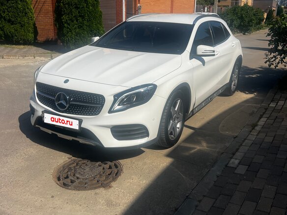 2018 Mercedes-Benz GLA 200 I (X156) Рестайлинг, белый, 2350000 рублей - вид 1
