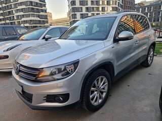 2016 Volkswagen Tiguan Euro 6 I Рестайлинг, серебристый, 1450000 рублей, вид 1