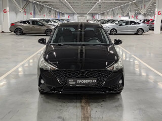 2022 Hyundai Solaris II Рестайлинг, чёрный, 1480000 рублей, вид 2