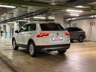 2016 Volkswagen Tiguan II, белый, 3490000 рублей, вид 3