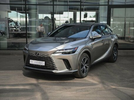 Lexus RX V