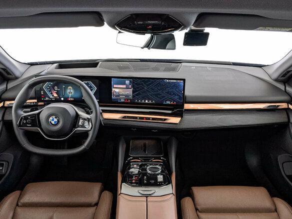 2023 BMW 5 серии 530i xDrive VIII (G60/G61/G68), чёрный, 6450000 рублей - вид 13
