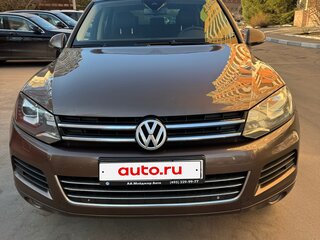 2014 Volkswagen Touareg II, коричневый, 2600000 рублей, вид 2