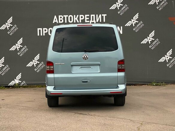 2007 Volkswagen Multivan T5, голубой, 1865000 рублей - вид 5