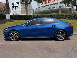 2023 Mercedes-Benz A-Класс 180 IV (W177) Рестайлинг, синий, 1675000 рублей, вид 5