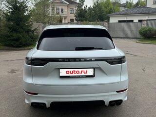 2019 Porsche Cayenne S III, белый, 7600000 рублей, вид 5