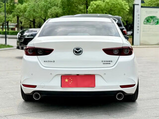 2023 Mazda 3 IV (BP), белый, 1650275 рублей, вид 5