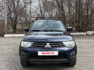 2010 Mitsubishi L200 IV, синий, 800000 рублей, вид 2