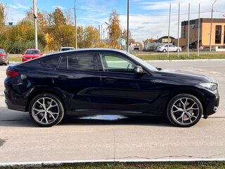 2021 BMW X6 30d III (G06), чёрный, 6850000 рублей, вид 4
