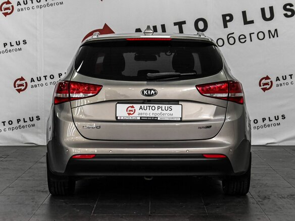 2017 Kia Ceed II Рестайлинг, серебристый - вид 3