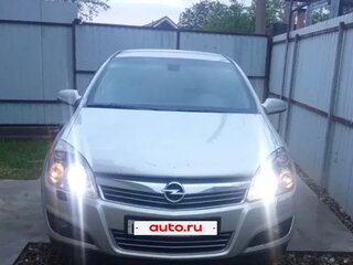 2008 Opel Astra H Рестайлинг, серебристый, 500000 рублей, вид 1