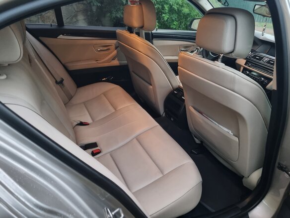2012 BMW 5 серии 520i VI (F10/F11/F07), бежевый, 1449000 рублей - вид 17