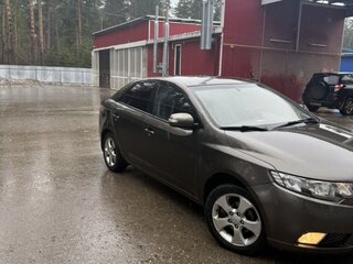 2009 Kia Cerato 4-speed II, серый, 660000 рублей, вид 3