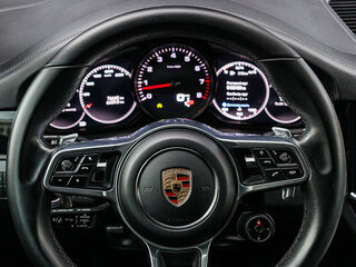 2022 Porsche Cayenne Coupé III, белый, 9490000 рублей, вид 3