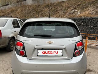 2012 Chevrolet Aveo II, серебристый, 600000 рублей, вид 3