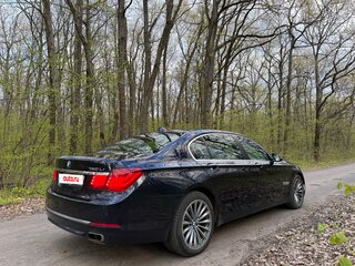 2015 BMW 7 серии Long 750Li xDrive V (F01/F02/F04) Рестайлинг, синий, 3200000 рублей, вид 5